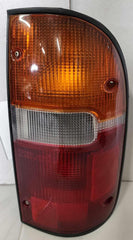 Tail Light Lamp QuarterPanel Right Passenger OEM TOYOTA TACOMA 95 96 97 98 99 00