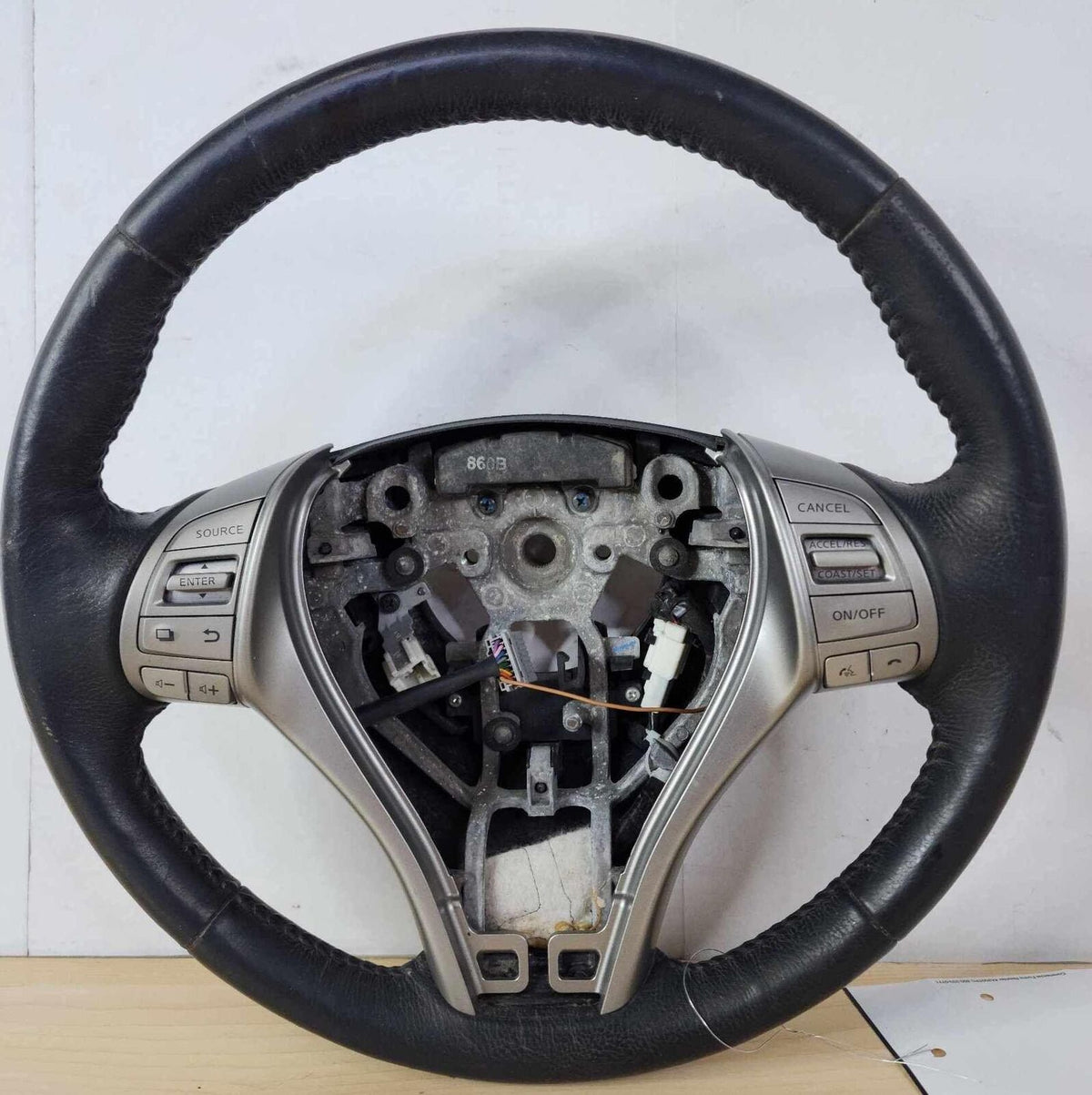 Steering Wheel w Audio Cruise Control Switch Charcoal OEM NISSAN ALTIMA 13 14 15