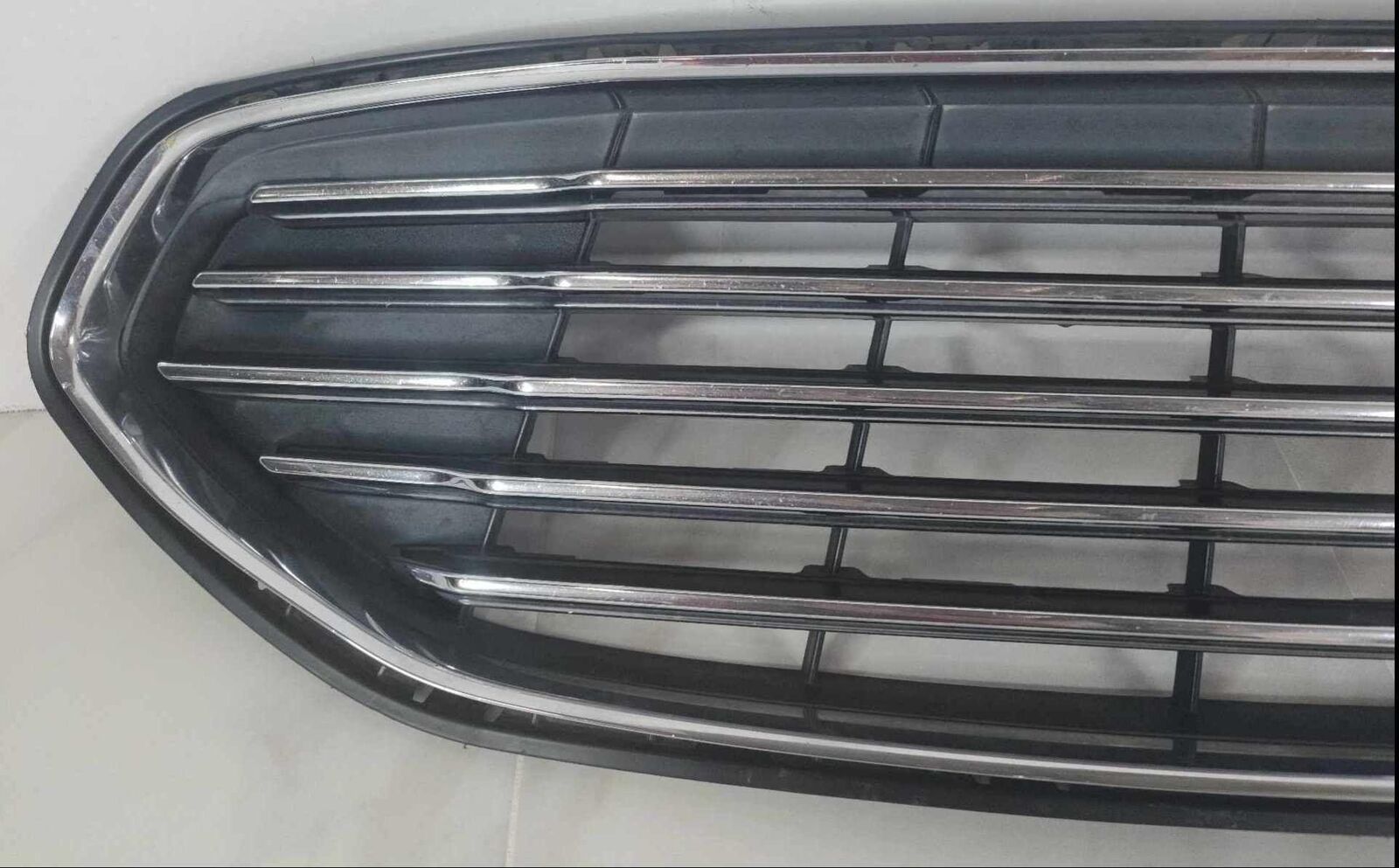 Grille Trim Upper Front Bumper Radiator OEM FORD FUSION 13 14 15 16 Grille Trim Upper Front Bumper Radiator OEM FORD FUSION 13 14 15 16