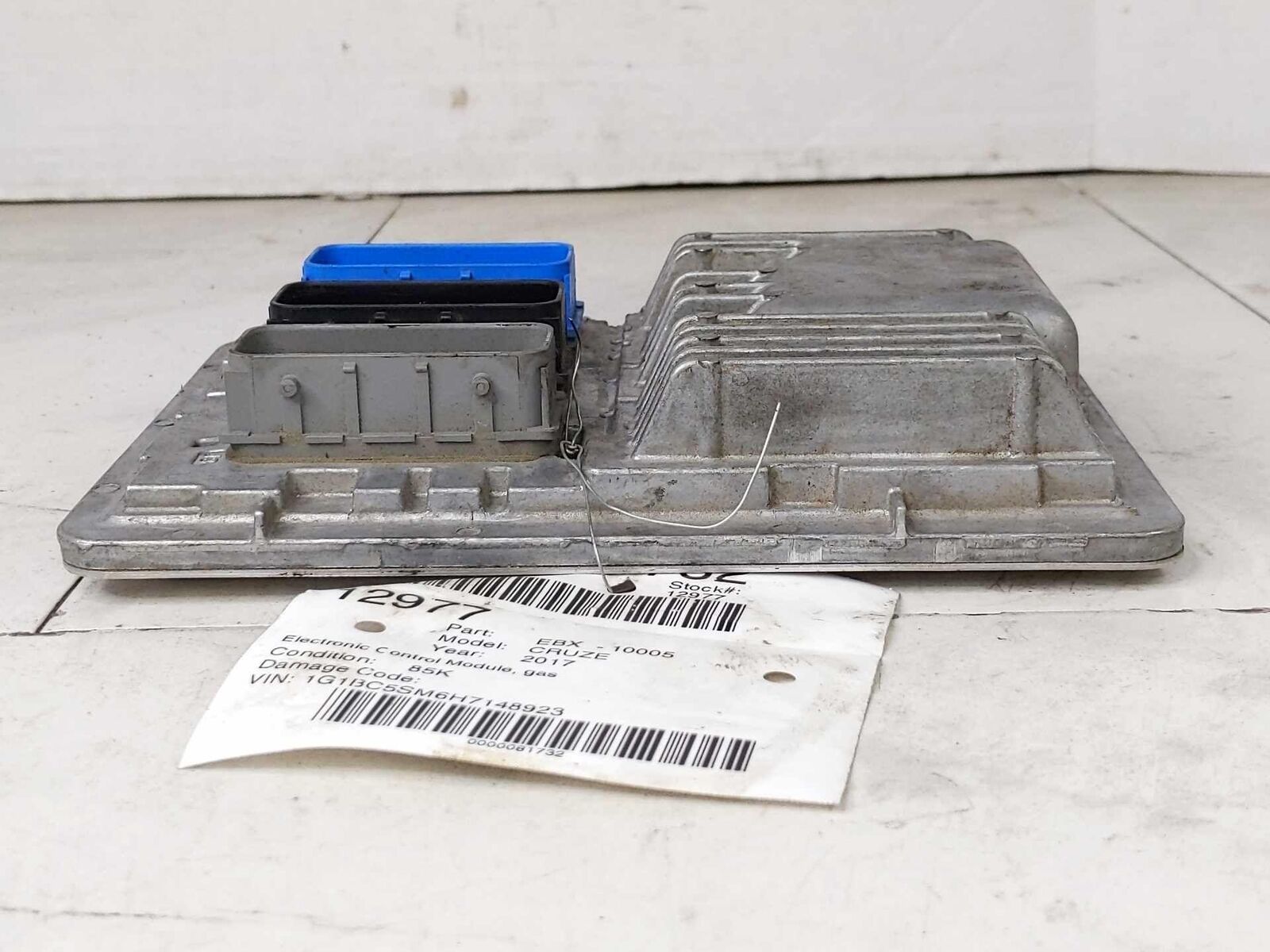 Engine Computer Electronic Control Module ECU OEM 12677677 CHEVY CRUZE 17 18 19 Engine Computer Electronic Control Module ECU OEM 12677677 CHEVY CRUZE 17 18 19