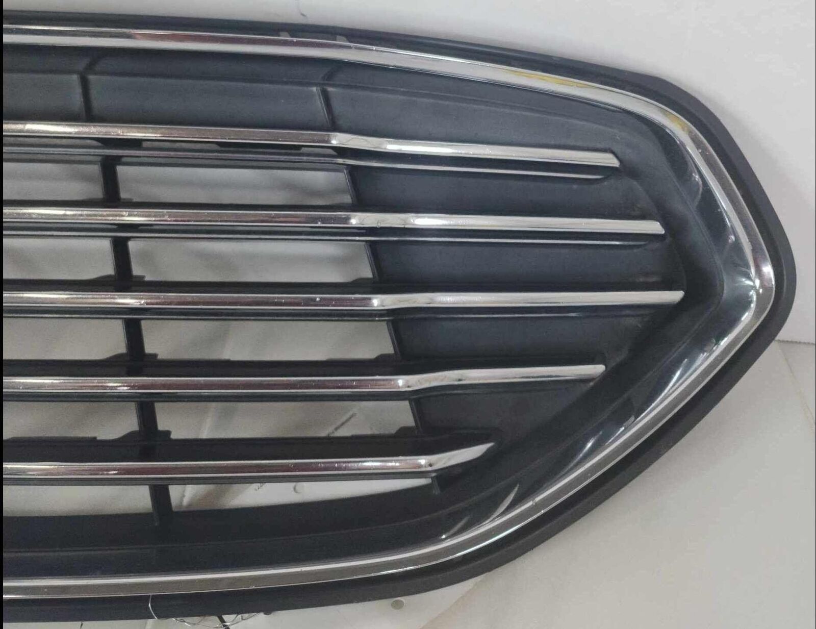 Grille Trim Upper Front Bumper Radiator OEM FORD FUSION 13 14 15 16 Grille Trim Upper Front Bumper Radiator OEM FORD FUSION 13 14 15 16
