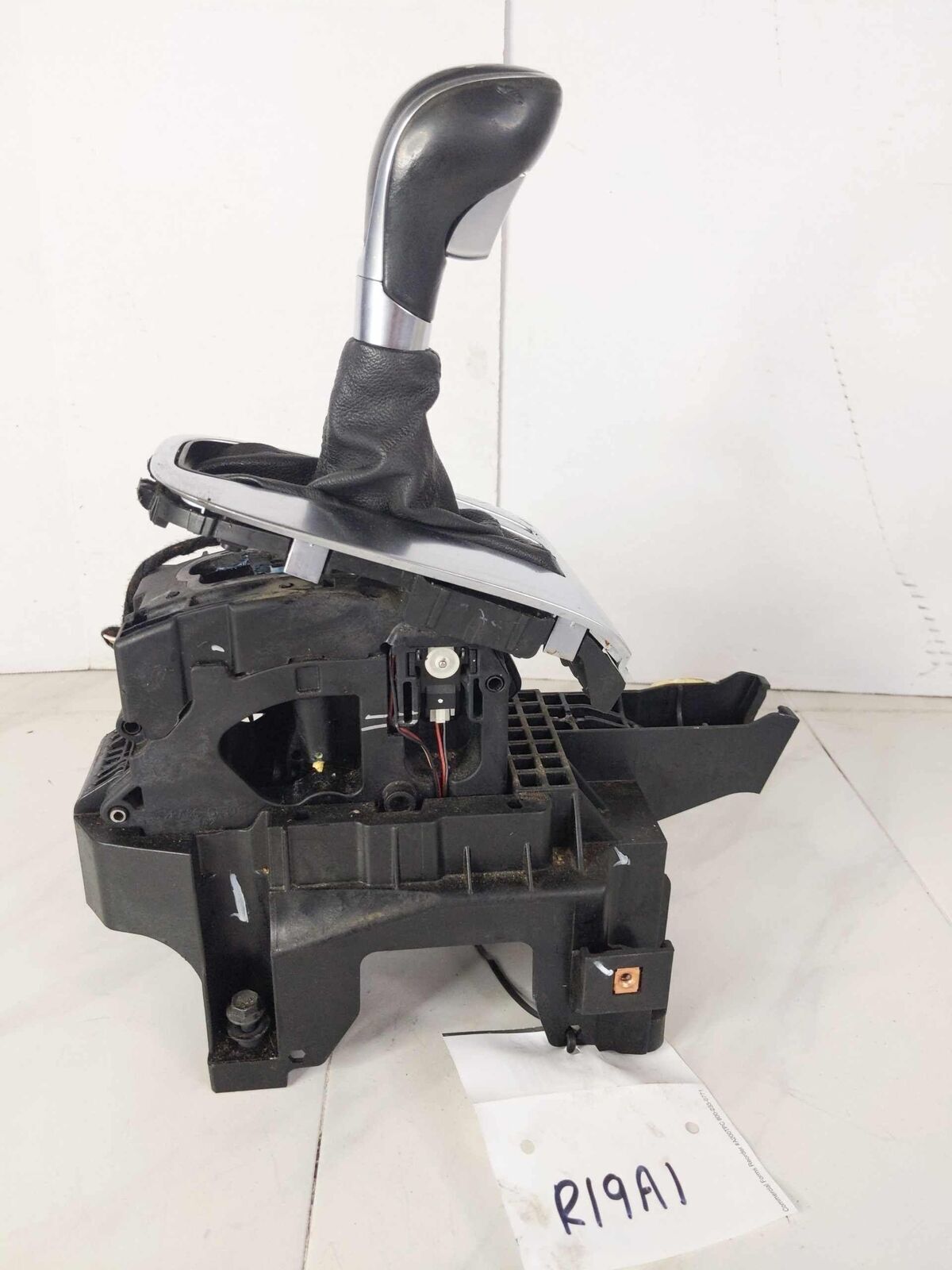 Floor Transmission Gear Shifter Lever Auto OEM BUICK VERANO 12 13 14 15 16 17