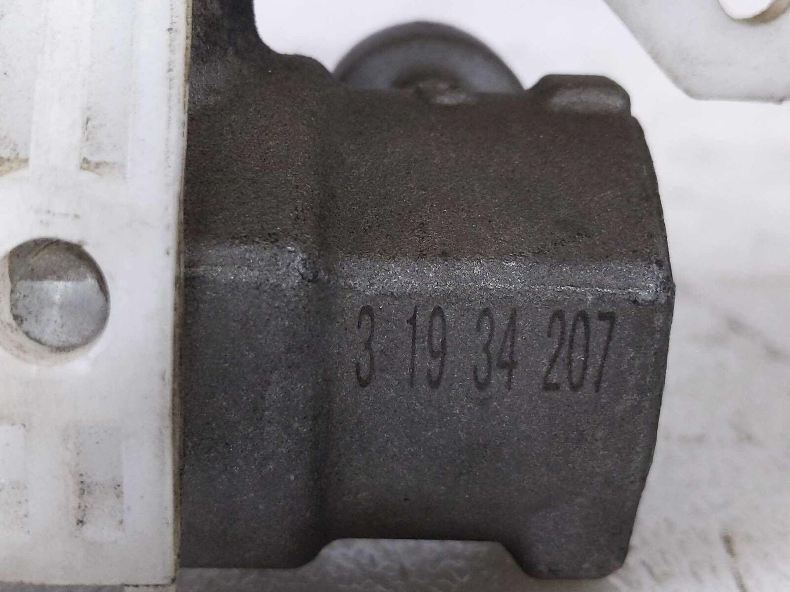 Brake Master Cylinder w Reservoir Tank OEM GMC ACADIA 09 10 11 12 13 14 15 16 17