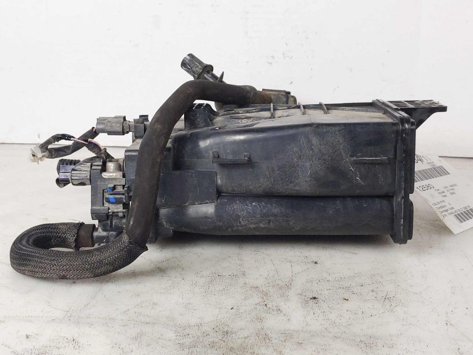 Evaporator Canister Emission EVAP OEM NISSAN ALTIMA 19 20 21 22 Evaporator Canister Emission EVAP OEM NISSAN ALTIMA 19 20 21 22