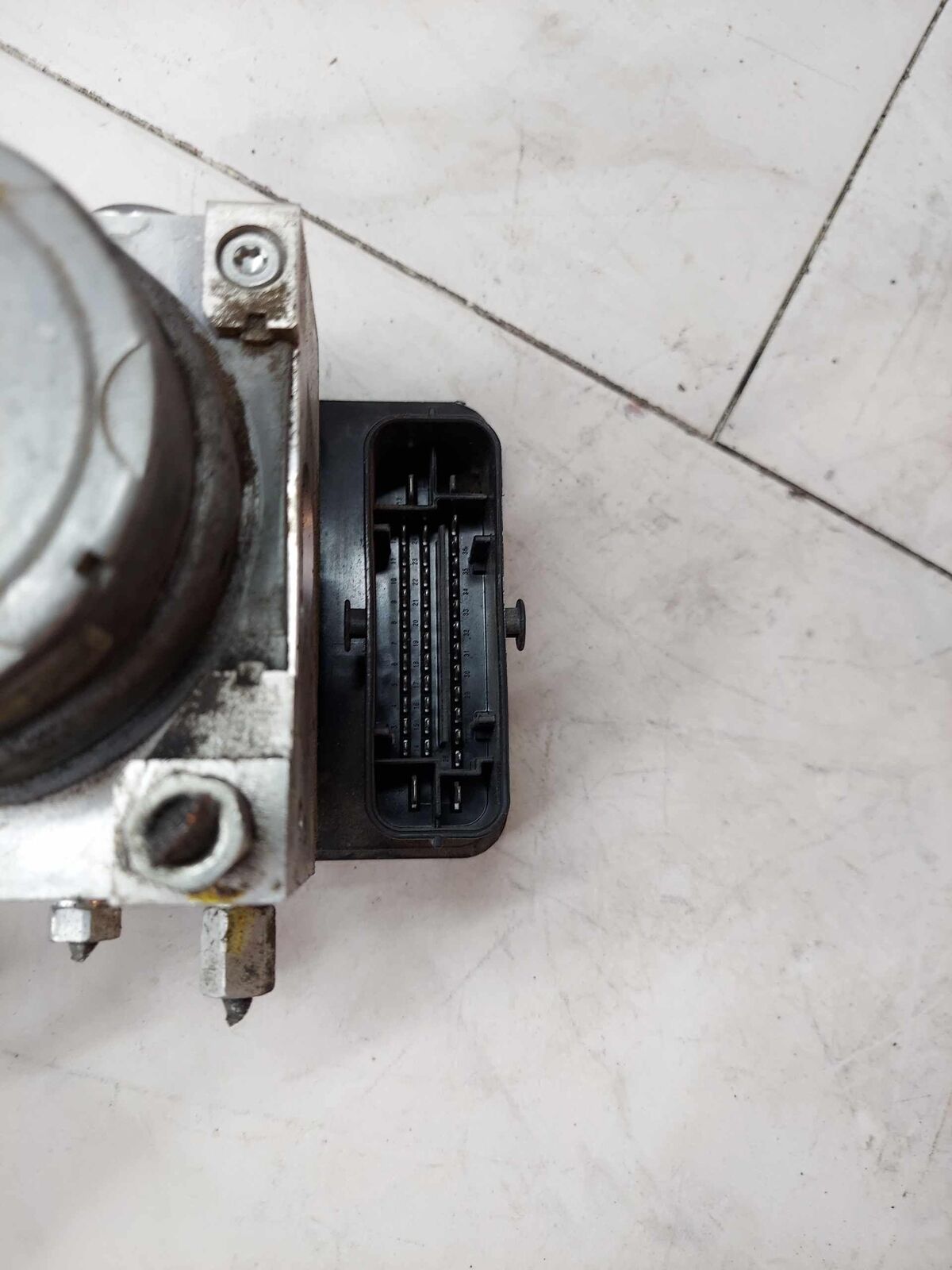 ABS Anti Lock Brake Parts Pump Module Unit OEM SCION IA 1.5L 2016 ABS Anti Lock Brake Parts Pump Module Unit OEM SCION IA 1.5L 2016