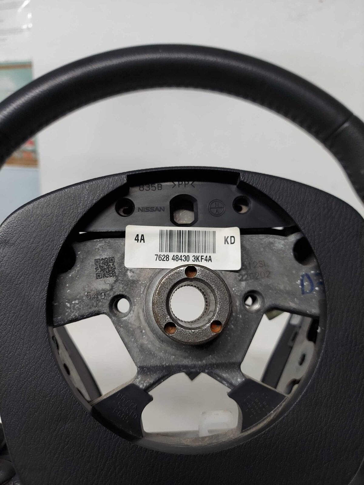 Steering Wheel with Audio Cruise Control Switch OEM NISSAN PATHFINDER 14 15 16