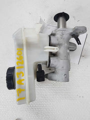 Brake Master Cylinder with Reservoir Tank OEM Sedan AUDI A3 15 16 2017 18