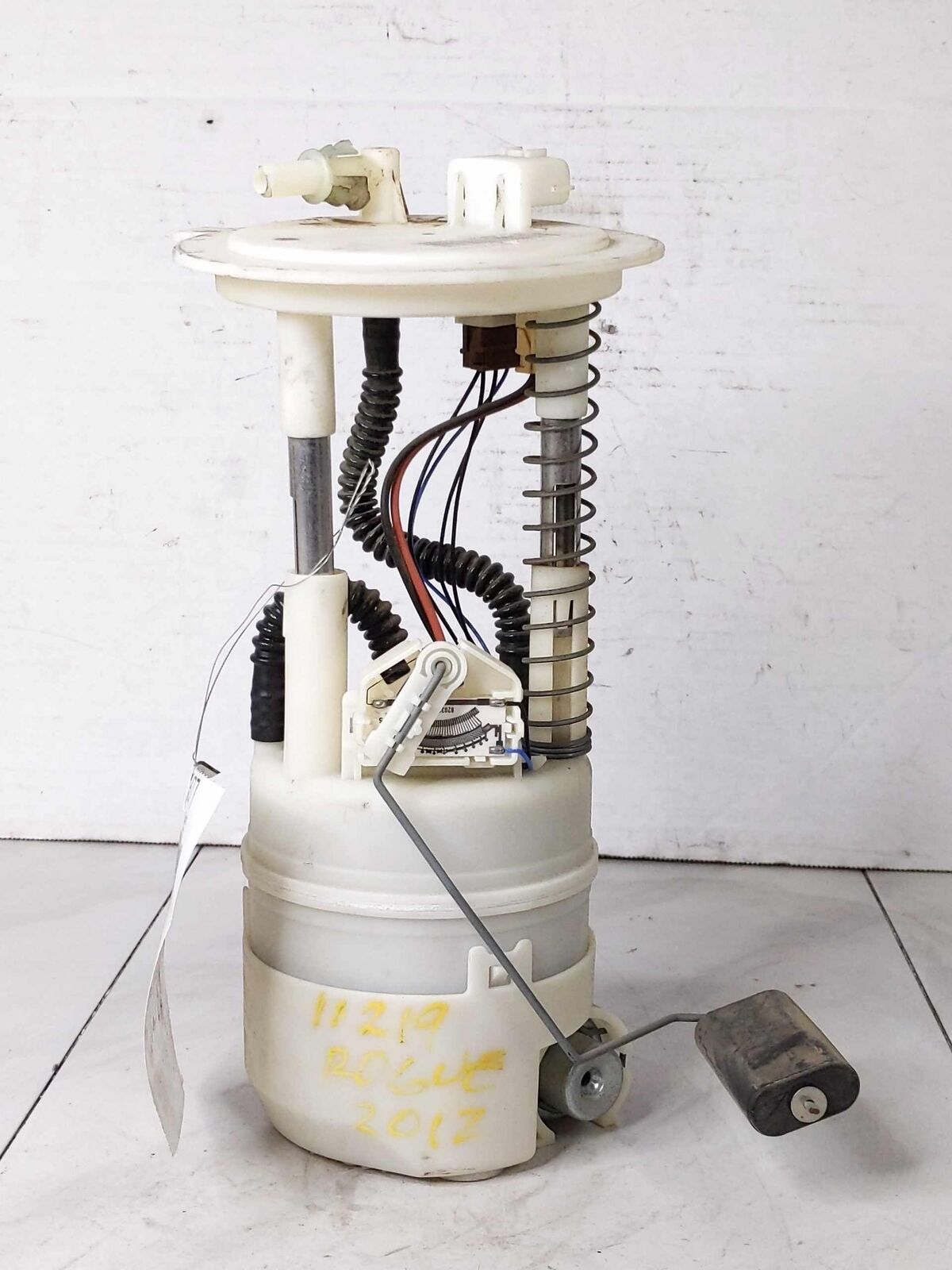 Fuel Pump Assembly Used OEM ROGUE EXCEPT SPORT 2.5L 08 09 10 11 12 13 14 15