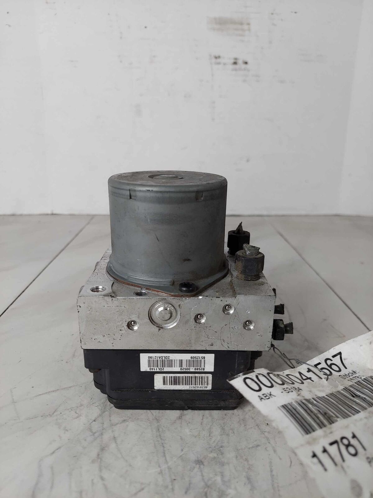 ABS Anti Lock Brake Parts Pump Module Unit OEM 58900B2506 KIA SOUL 2.0L 14 15 ABS Anti Lock Brake Parts Pump Module Unit OEM 58900B2506 KIA SOUL 2.0L 14 15