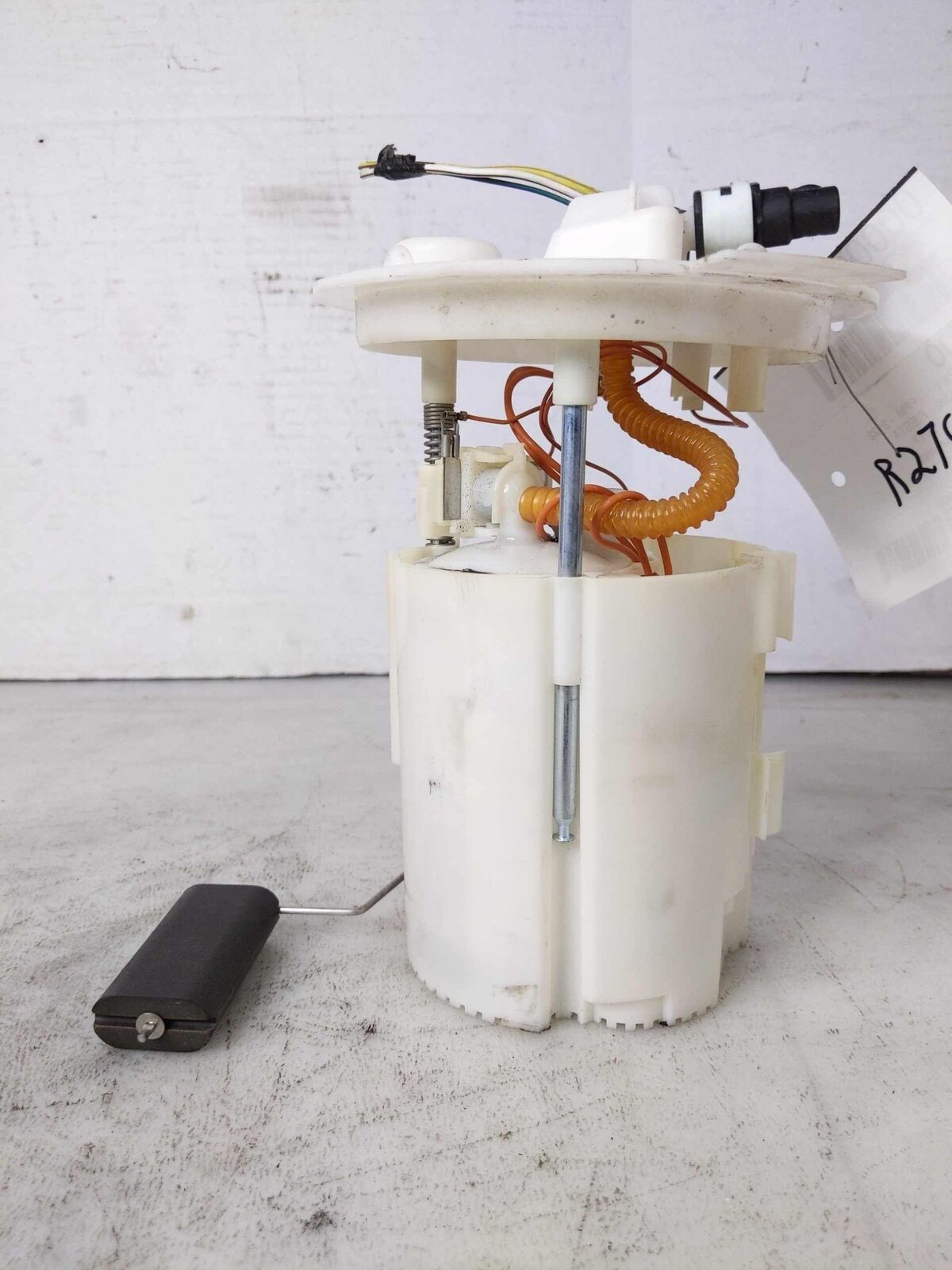 Fuel Pump Assembly Used OEM FORD FIESTA 1.6L 14 15 16 17 18 19