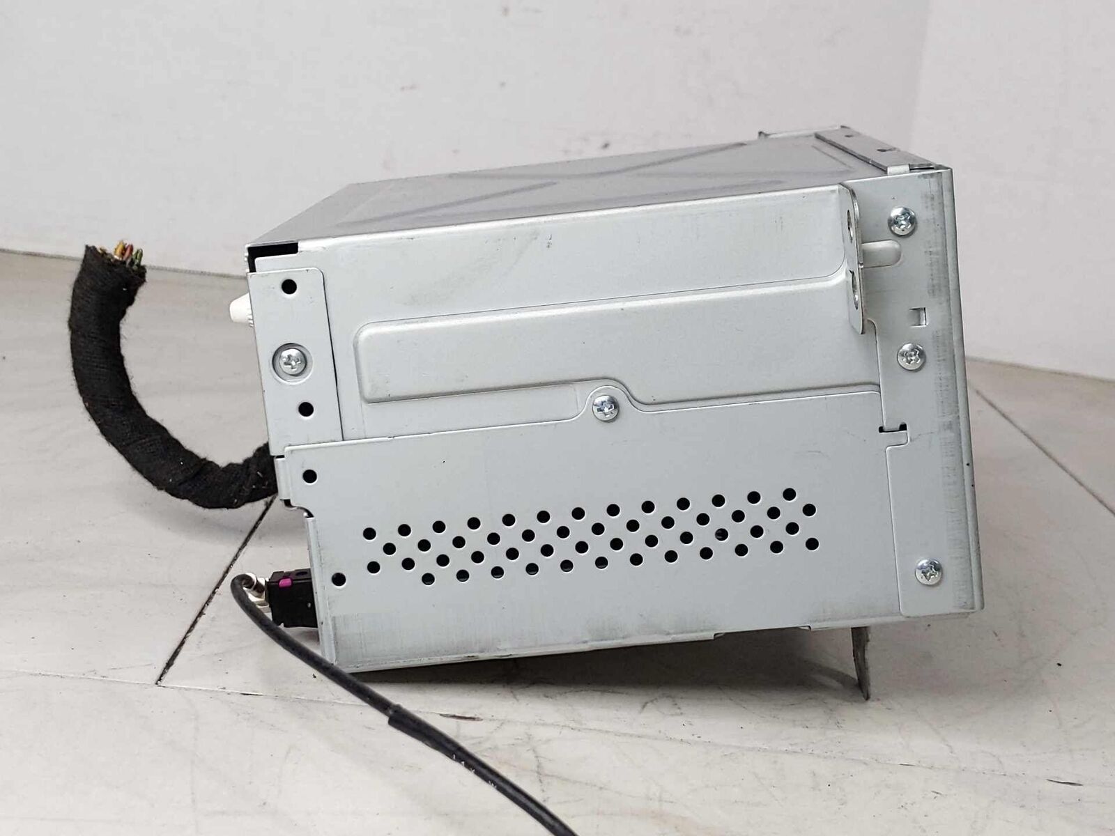 Radio Receiver Audio System AM FM CD Player OEM CHEVY CRUZE 15 16