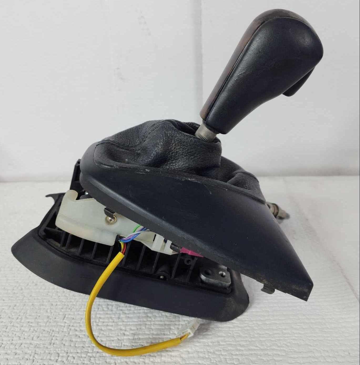 Floor Transmission Gear Shifter Lever Automatic OEM BMW X5 2003