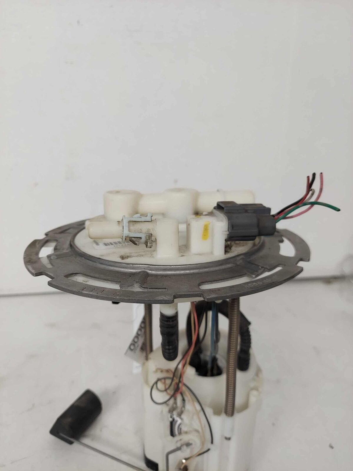 Fuel Pump Assembly Used OEM NISSAN VERSA Sedan 1.6L 12 13 14 15 16 17 18