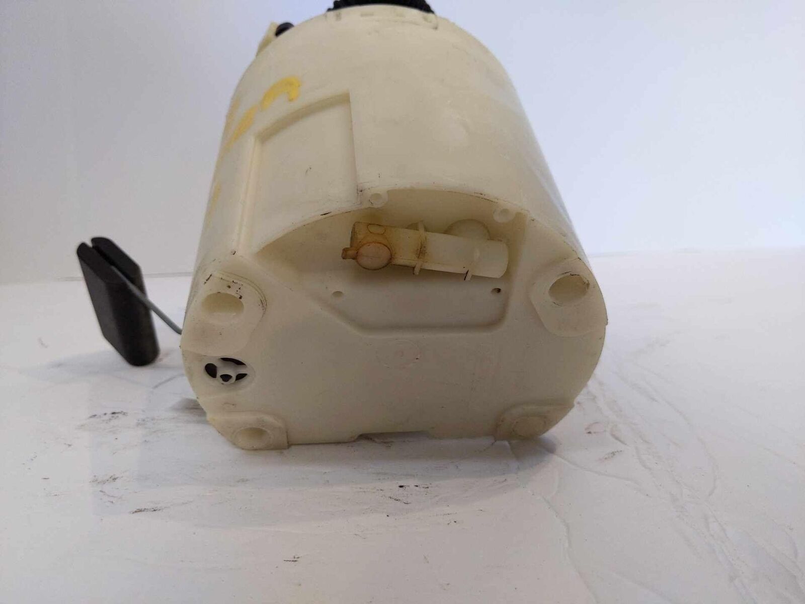 Fuel Pump Assembly Used OEM HYUNDAI ELANTRA Sedan 1.8L 11 12 13 14 15 16