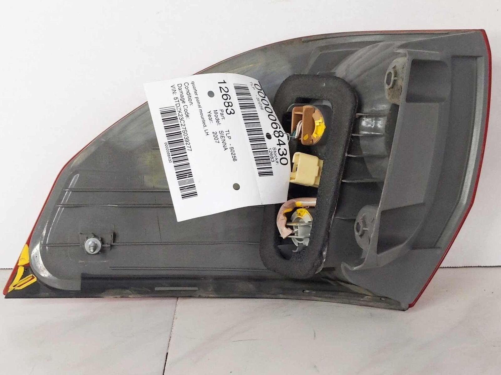 Tail Light Lamp Quarter Panel Mount Left Driver OEM TOYOTA SIENNA 06 07 08 09 10