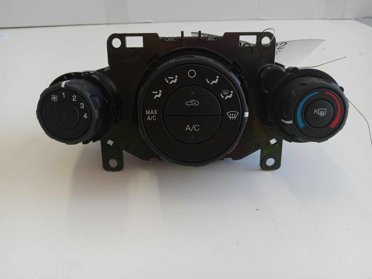 Heater A/C AC Climate Temperature Control Unit OEM FORD FIESTA 14 15 16 17 18 19