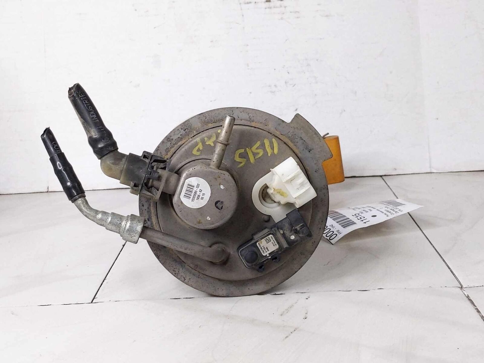 Fuel Pump Assembly Used OEM GMC SIERRA 1500 4.8L 04 05 06 07