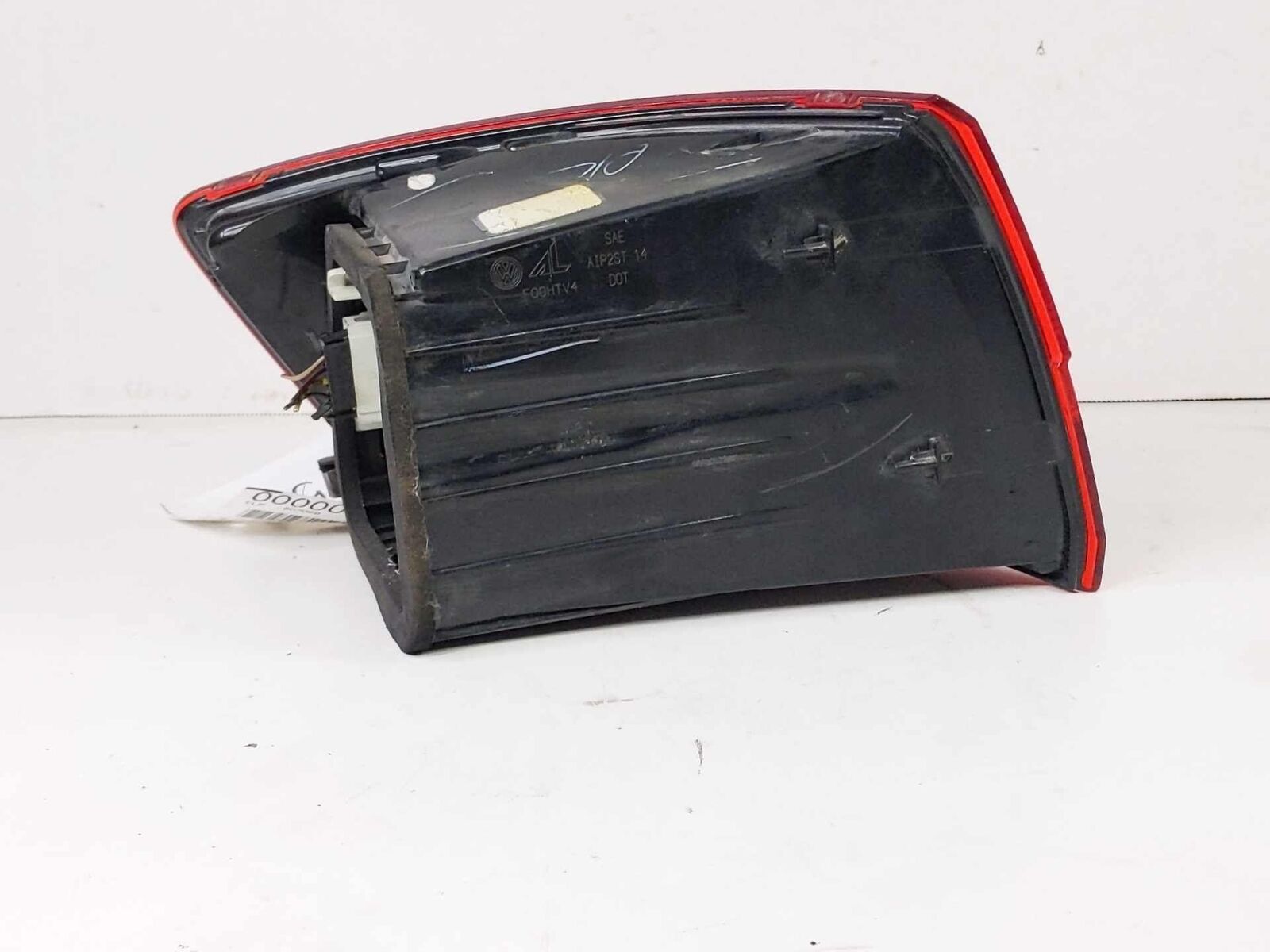 Tail Light Lamp Quarter PanelMt Right Passenger OEM JETTA EXCEPT GLI Sedan 15 16