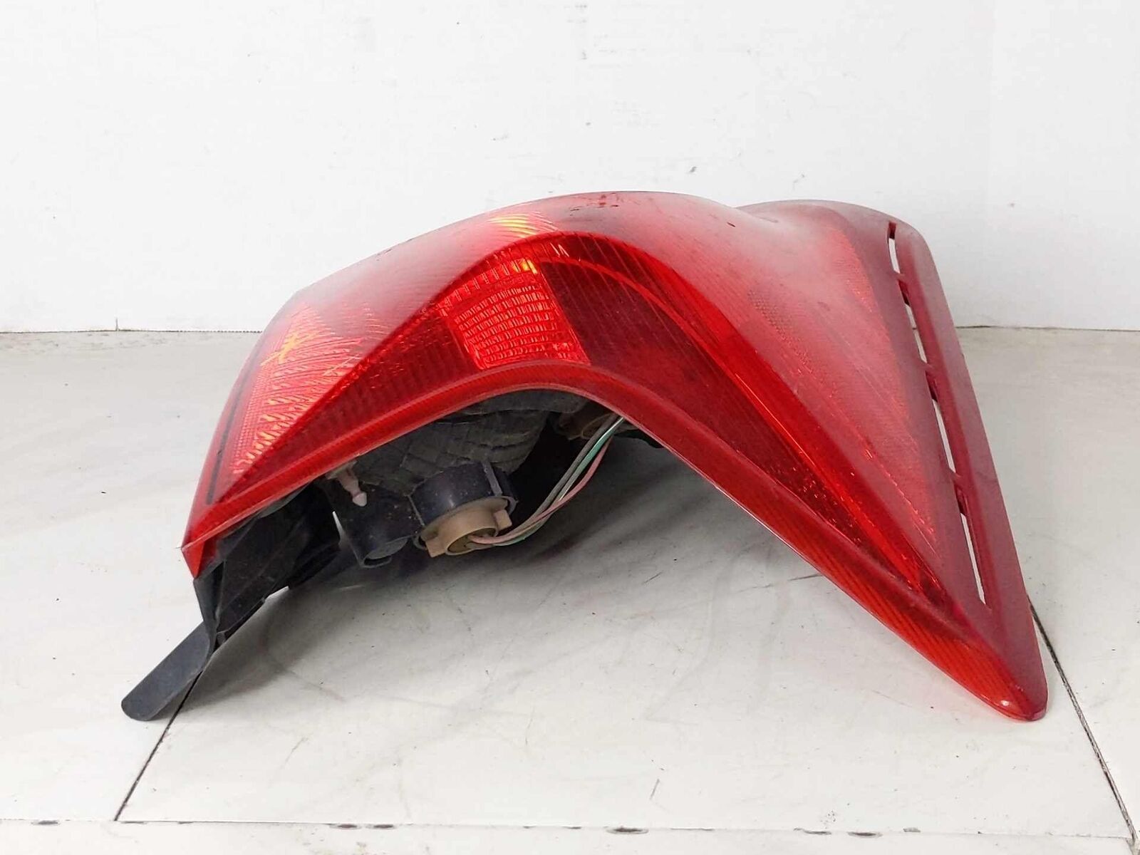 Tail Light Lamp Quarter Left Driver OEM NISSAN VERSA Hatchback 14 15 16 17 18 19