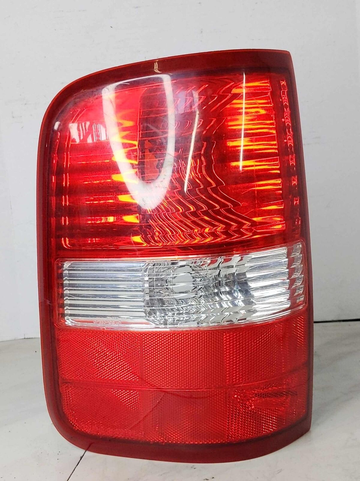 Tail Light Lamp Quarter Panel Mounted LH Left Driver OEM FORD PICKUP F150 2004