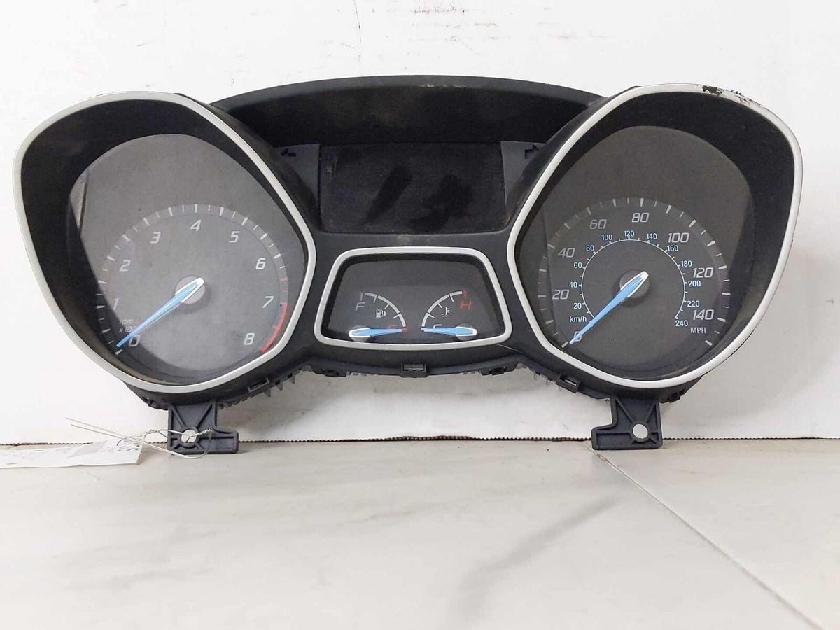 Speedometer Instrument Cluster Gauge OEM CM5T-10849-CTB FORD FOCUS 13 14