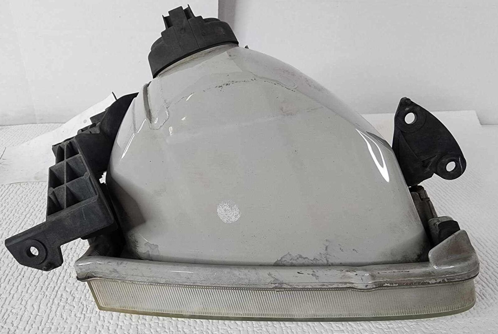 Headlamp Headlight Assembly LH Left Driver OEM TOYOTA SEQUOIA 01 2002 03 04