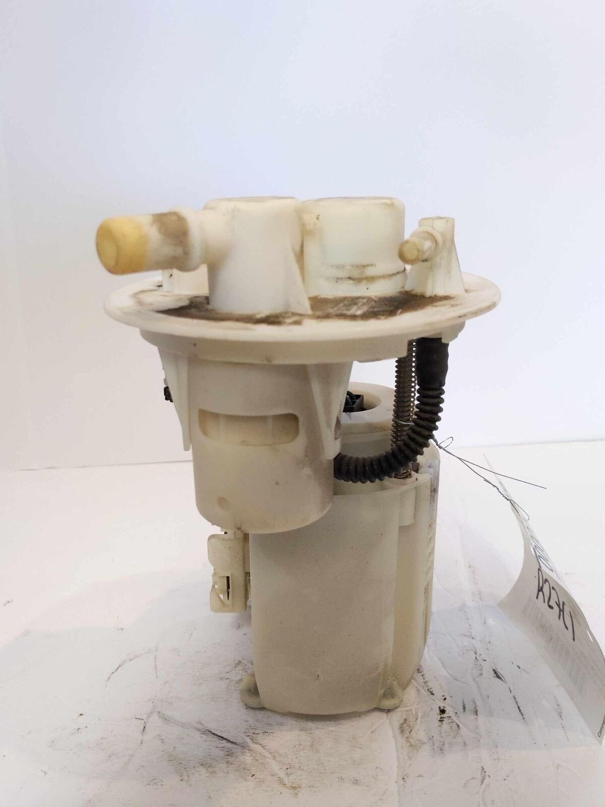 Fuel Pump Assembly Used OEM KIA FORTE Sedan 1.8L 14 15 16