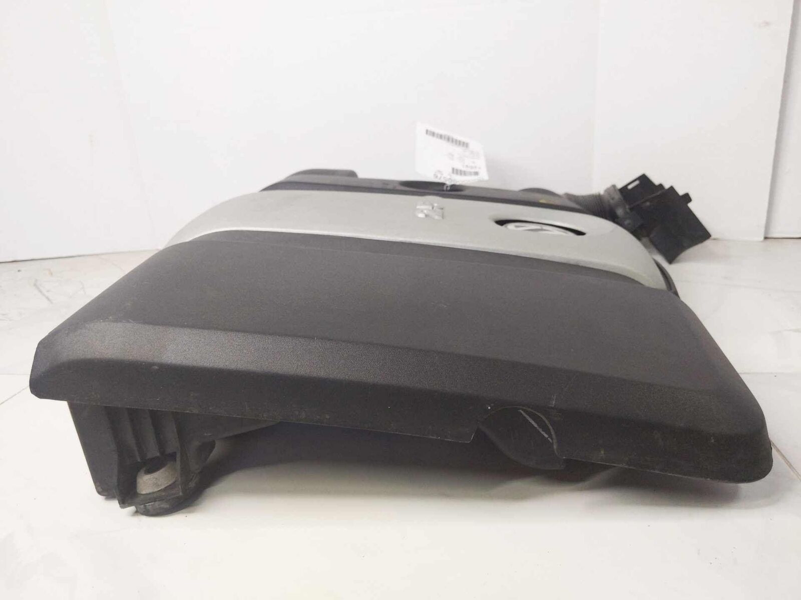 Engine Cover Trim Shield and Air Intake Cleaner Box OEM JETTA EXCEPT GLI 2.5L 08