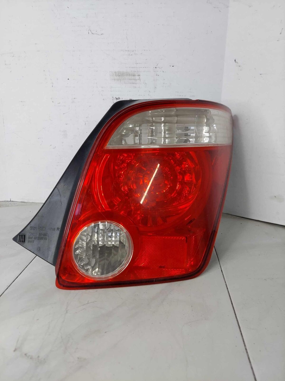 Tail Light Lamp RH Right Passenger Assembly OEM SCION XA 04 05 06