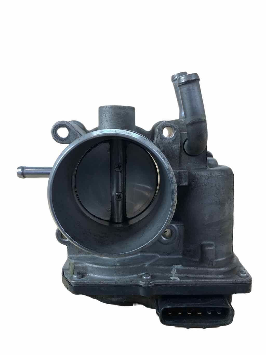 Throttle Body Valve Assembly HYUNDAI VELOSTER 13 14