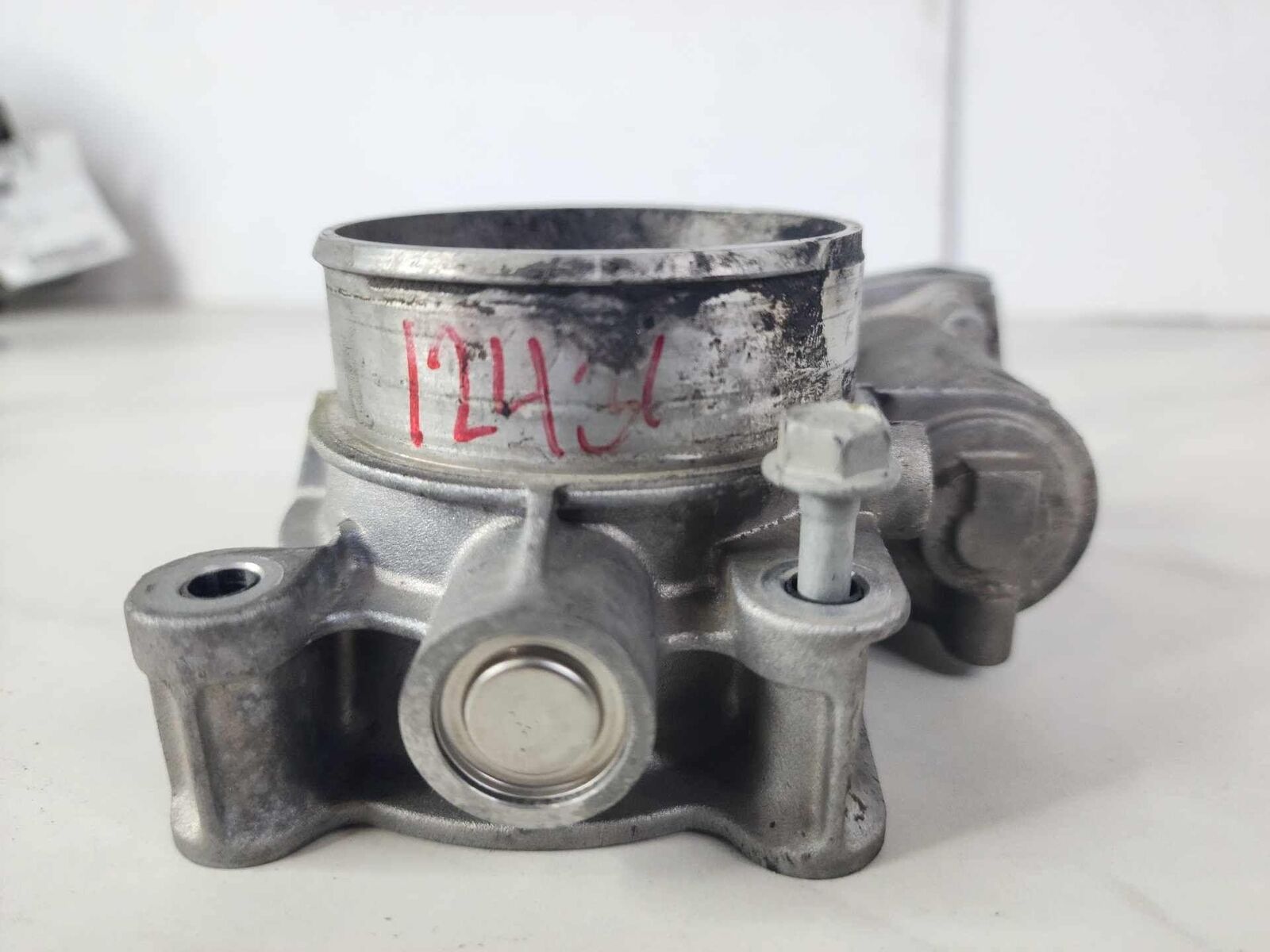 Throttle Body Valve Assy OEM0162AA12632101CA0305B CHEVY EQUINOX 2.4L 12 13 14 15