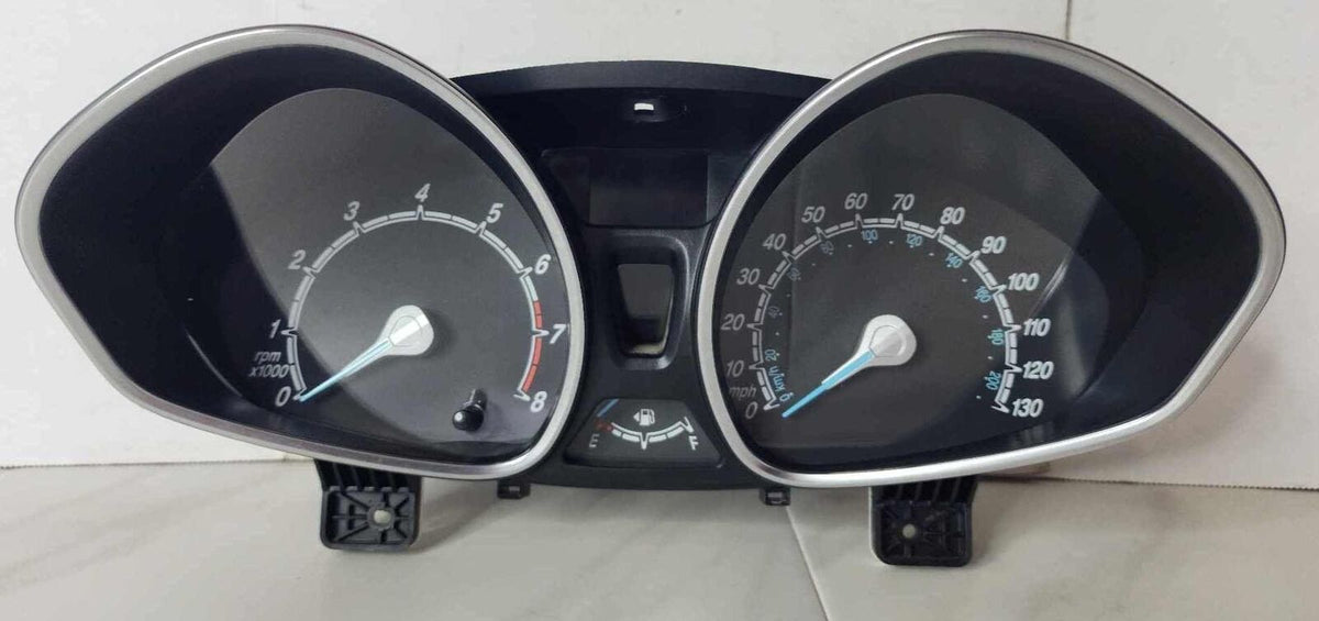 Speedometer Instrument Cluster Gauge OEM FORD FIESTA 16 17