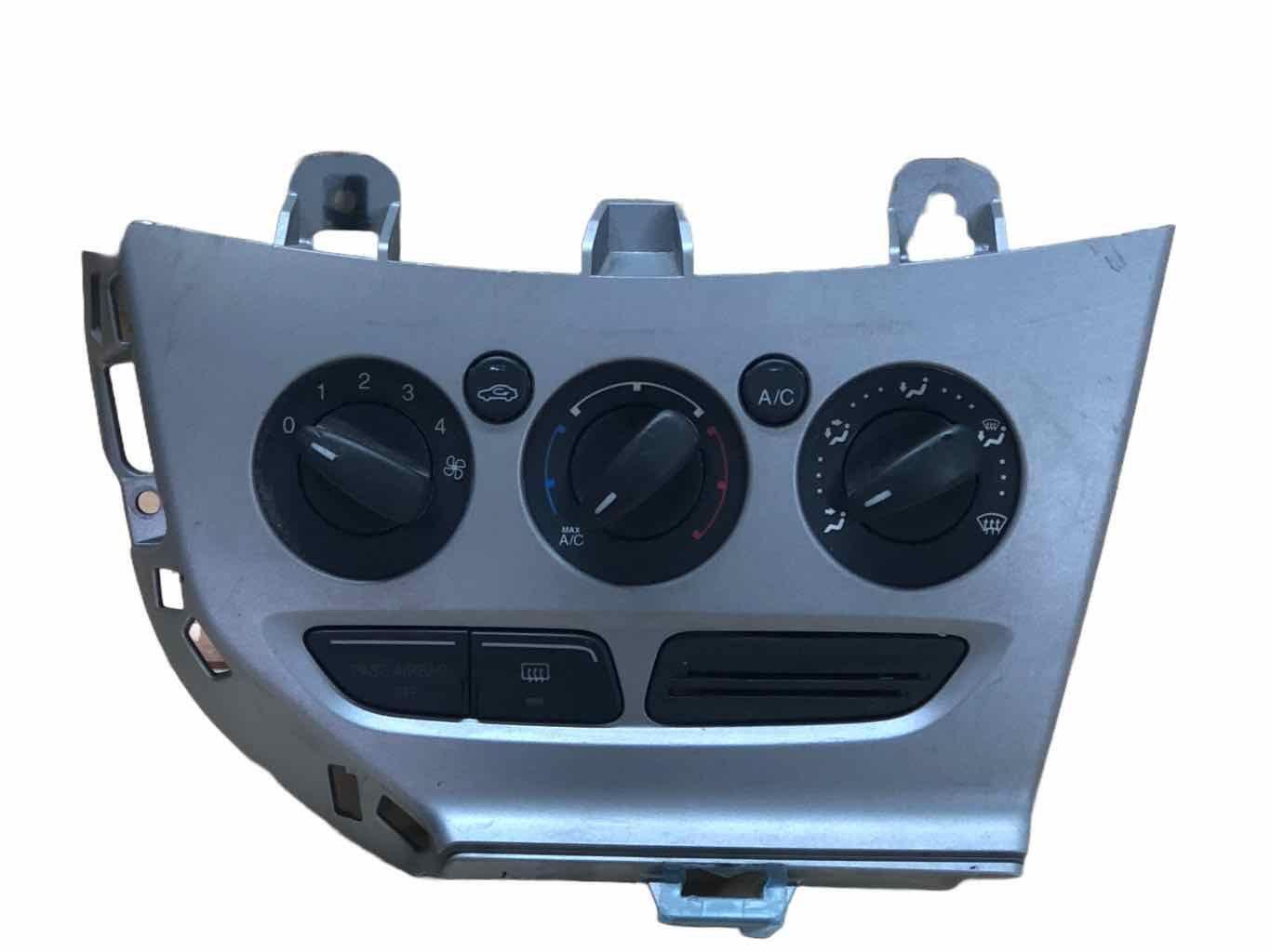 Heater A/C AC Climate Temperature Control Unit Manual OEM FORD FOCUS 2012