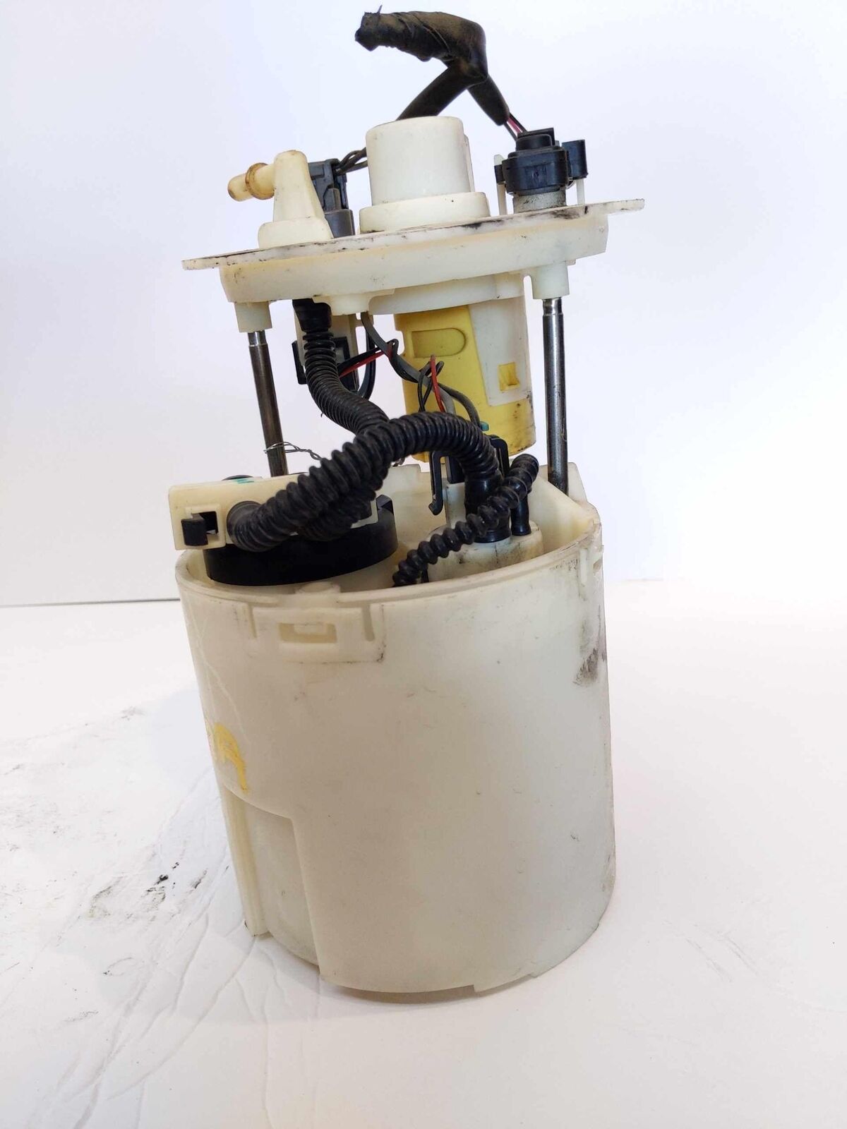 Fuel Pump Assembly Used OEM HYUNDAI ELANTRA Sedan 1.8L 11 12 13 14 15 16