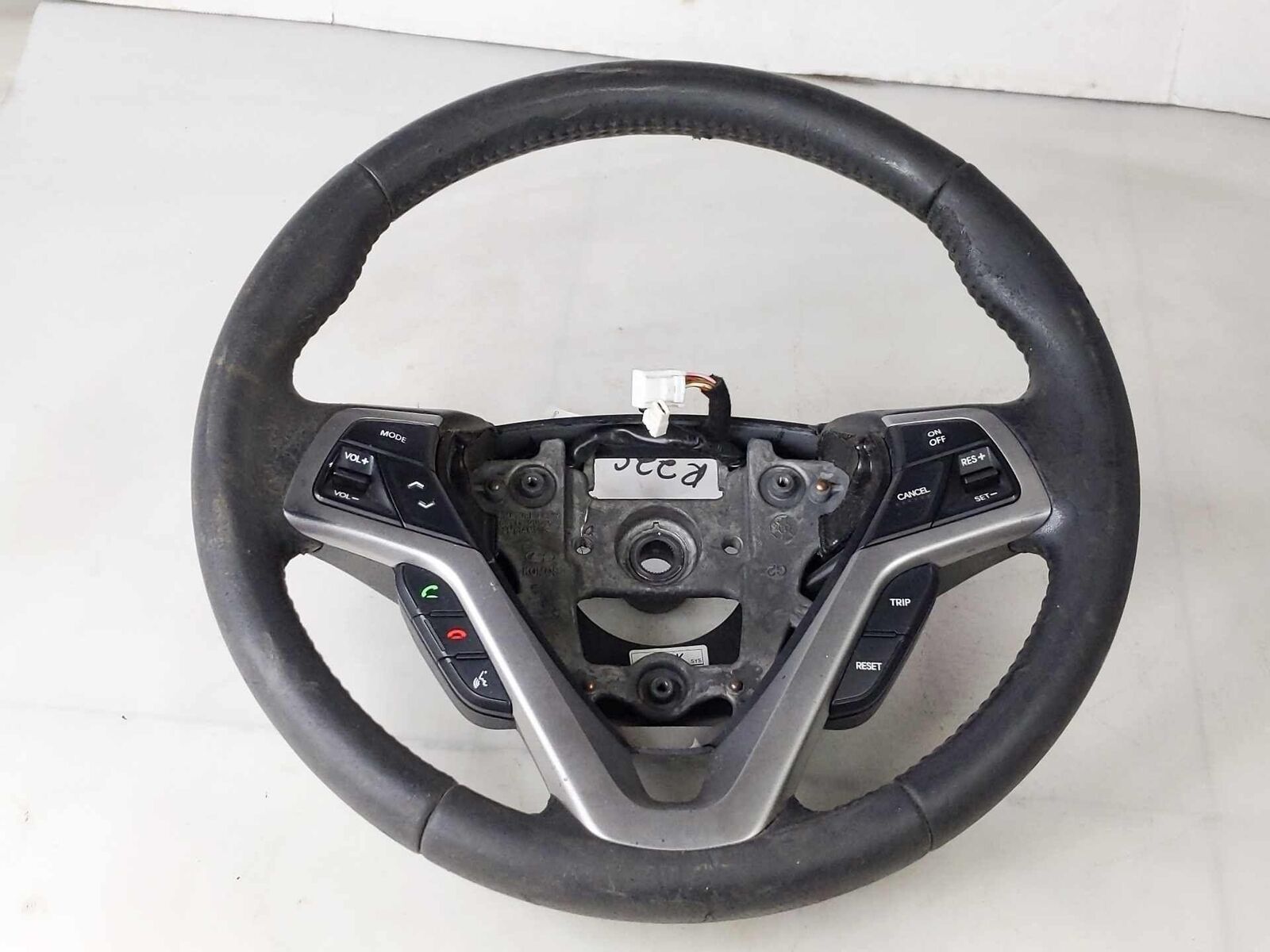 Steering Wheel with Audio Cruise Switch OEM HYUNDAI VELOSTER 12 13 14 15 16 17