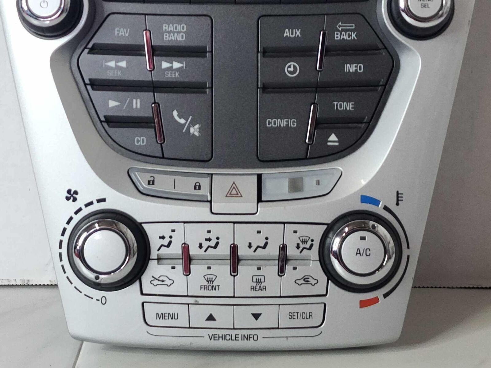 Radio Receiver Audio Climate Control Bezel OEM22880241 CHEVY EQUINOX 12 13 14 15