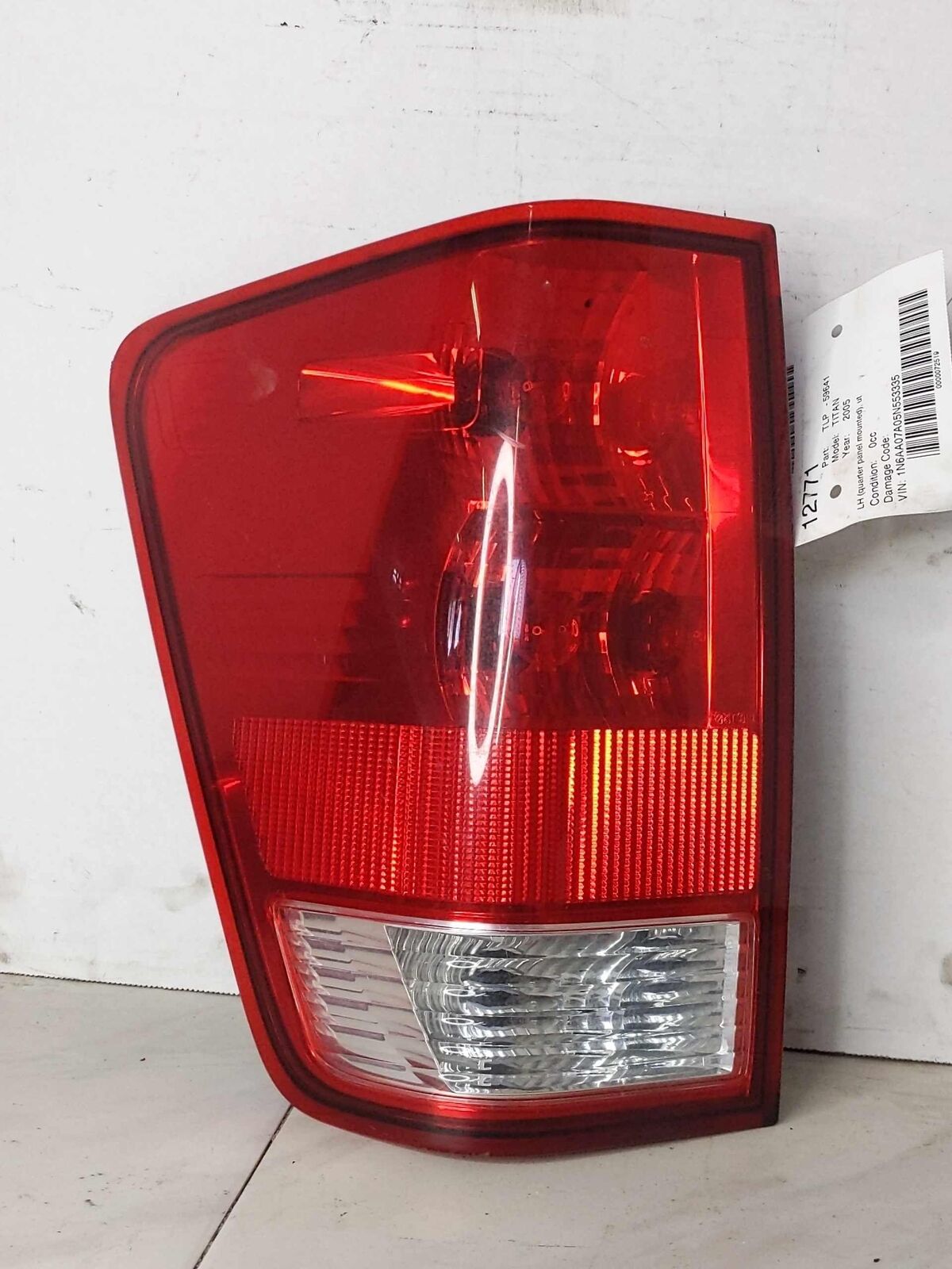 Tail Light Lamp Outer Quarter Panel Mounted LH Left Driver OEM NISSAN TITAN 2005