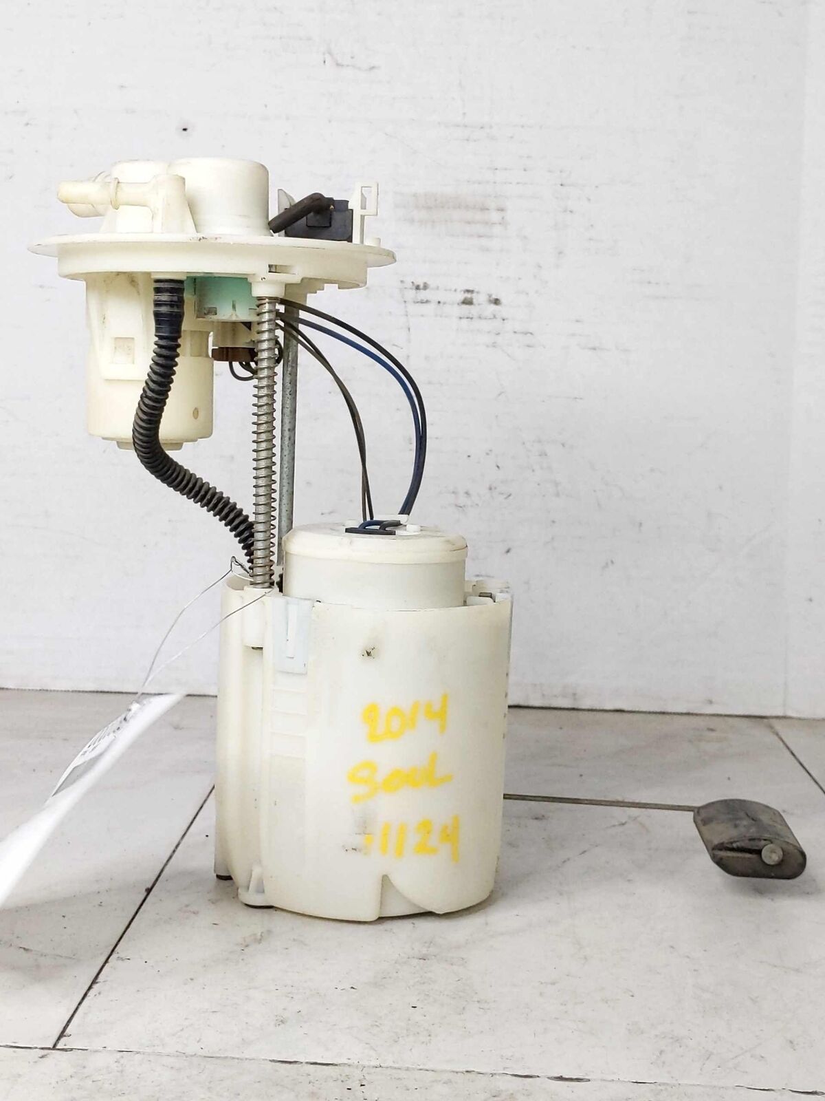 Fuel Pump Assembly Used OEM KIA SOUL 1.6L 14 15 16