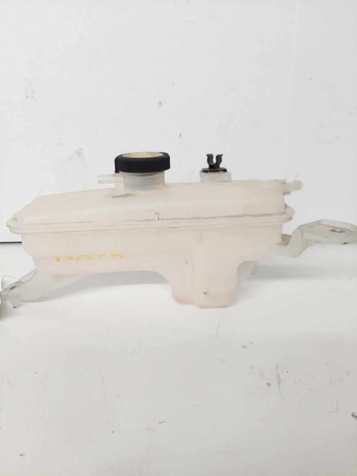 Coolant Recovery Bottle OEM TOYOTA RAV4 06 07 08 09 10 11 12 13 14 15 16 17 18