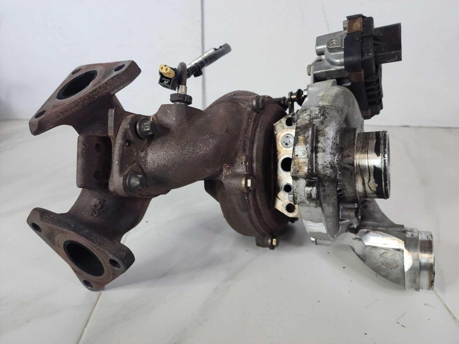 Turbocharger supercharger w/ Exhaust Manifold OEM MERCEDES GL CLASS 09 10 11 12