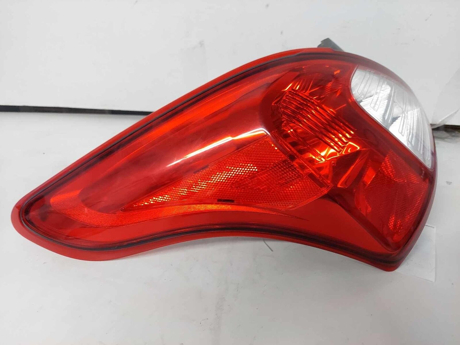 Tail Light Lamp Quarter Panel Mounted LH Left Driver OEM NISSAN VERSA Sedan 2017