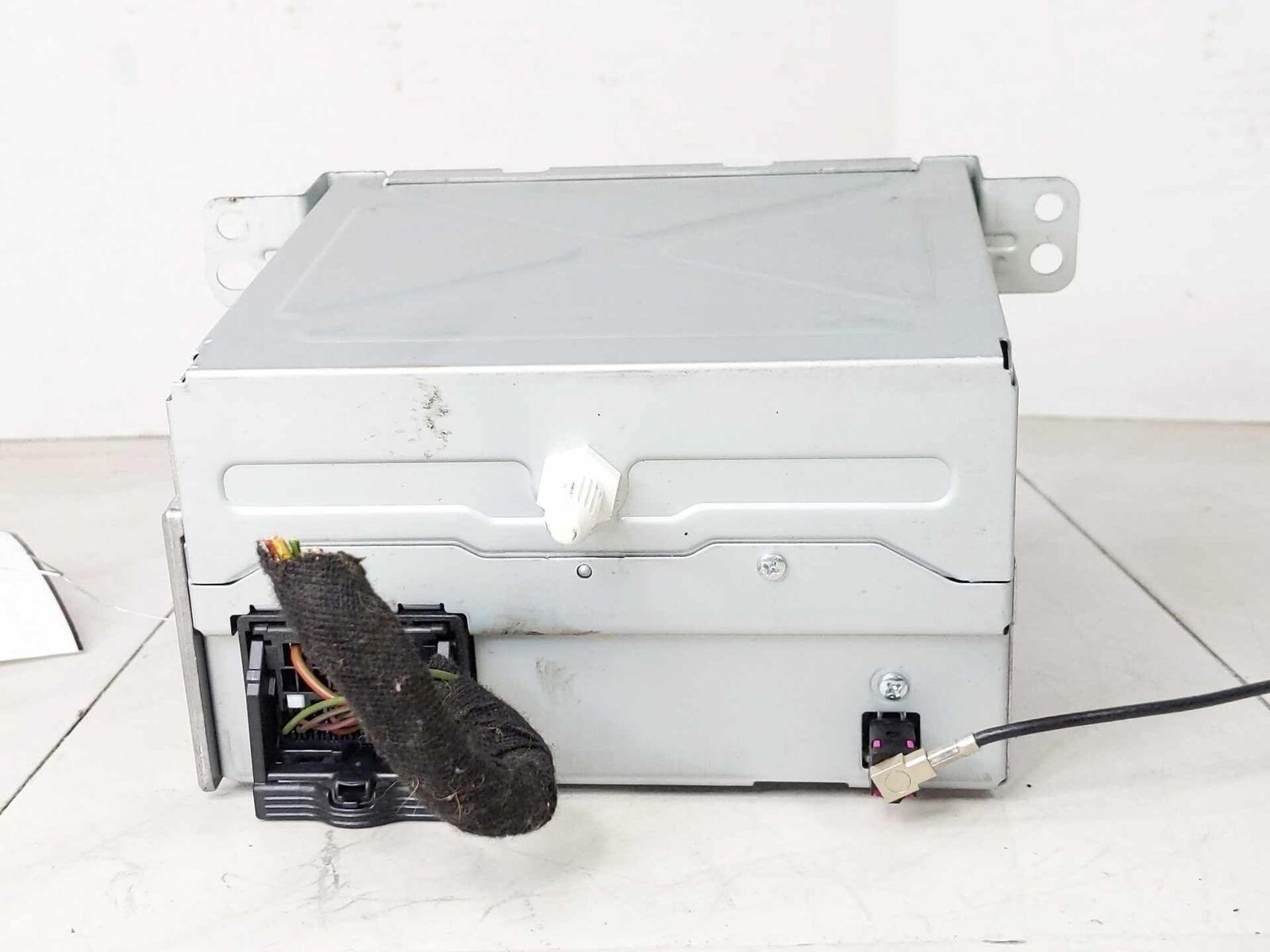 Radio Receiver Audio System AM FM CD Player OEM CHEVY CRUZE 15 16