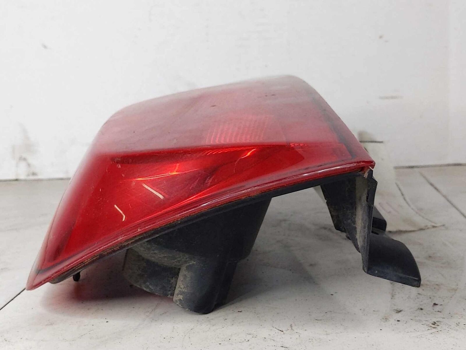 Tail Light Lamp Right Passenger OEM NISSAN ARMADA 5 6 07 08 09 10 11 12 13 14 15