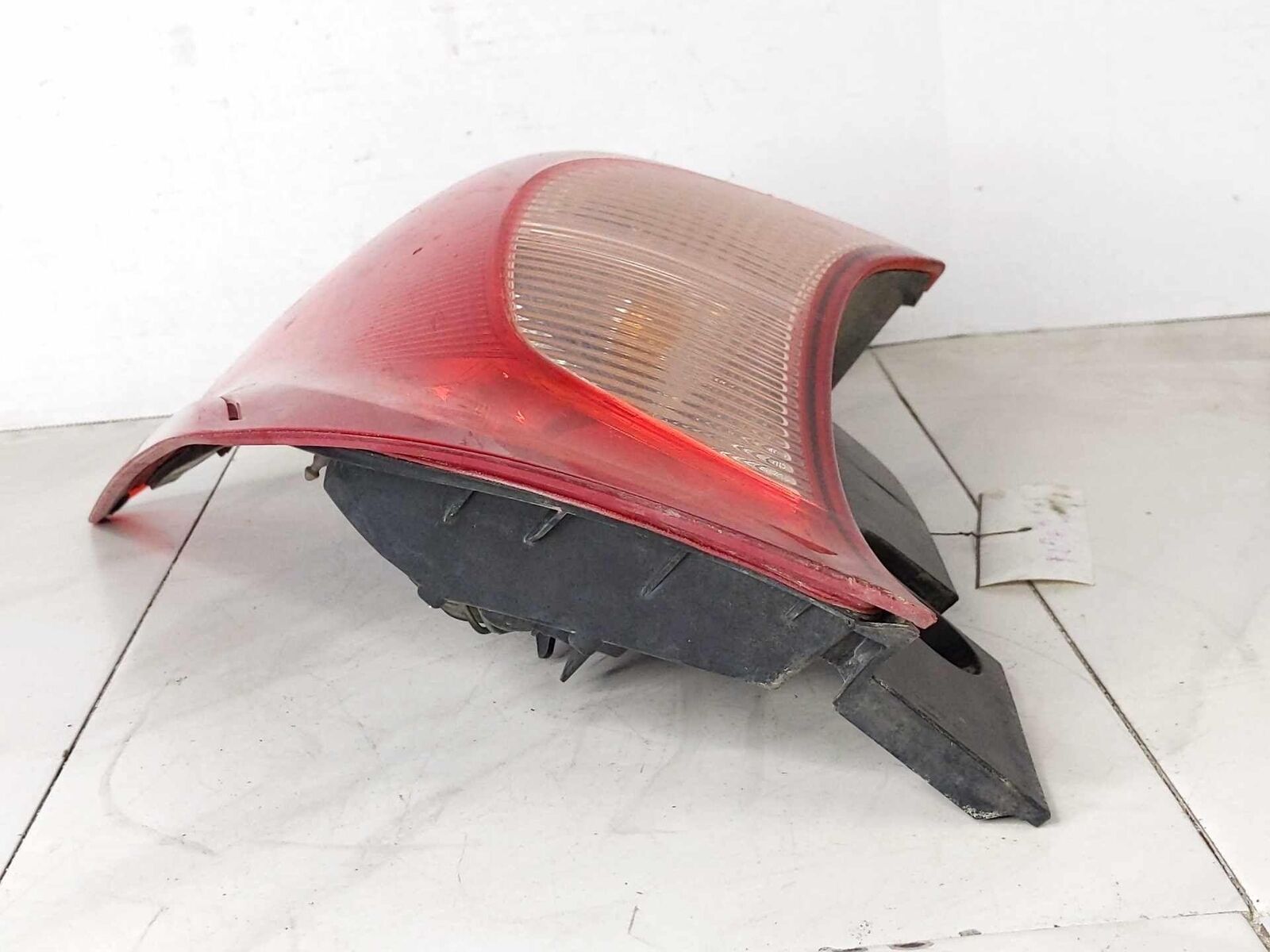 Tail Light Lamp Quarter Left Driver OEM NISSAN VERSA Hatchback 14 15 16 17 18 19