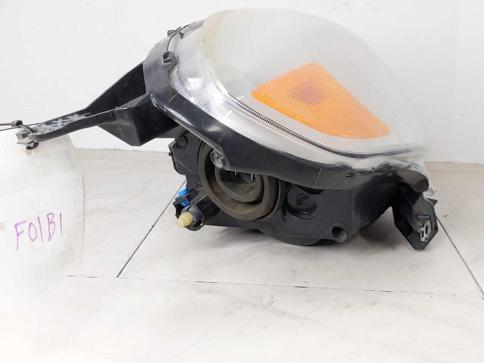 Headlamp Headlight Assembly Right Passenger OEM NISSAN VERSA Sedan 12 13 14