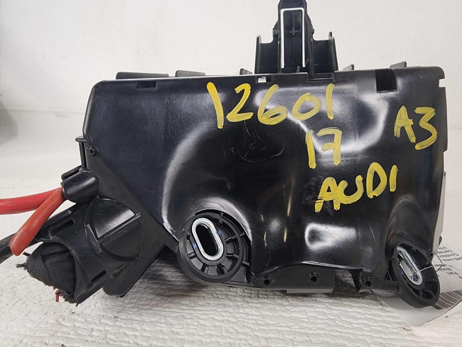 Engine Fuse Box Main Junction Relay Module OEM AUDI A3 15 16 2017 18