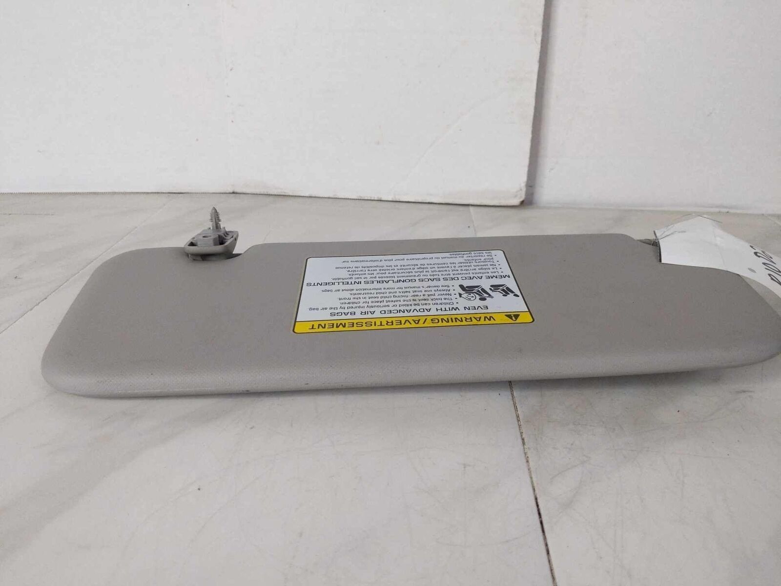 Sun Visor w Mirror Left Driver Gray Grey OEM HYUNDAI ELANTRA Sedan 17 18 19 20