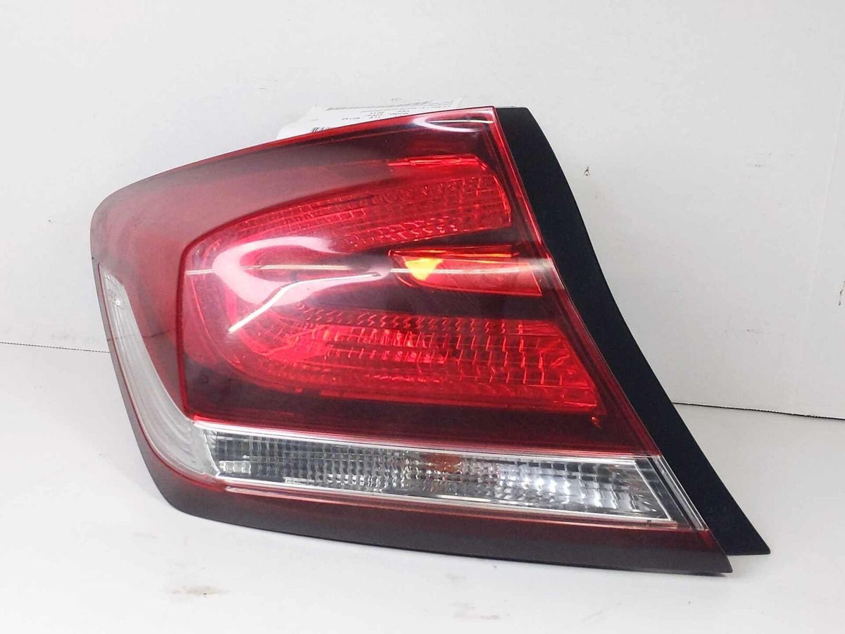 Tail Light Lamp Quarter Panel Mountd Left Driver OEM HONDA CIVIC Sedan 1.8L 2014