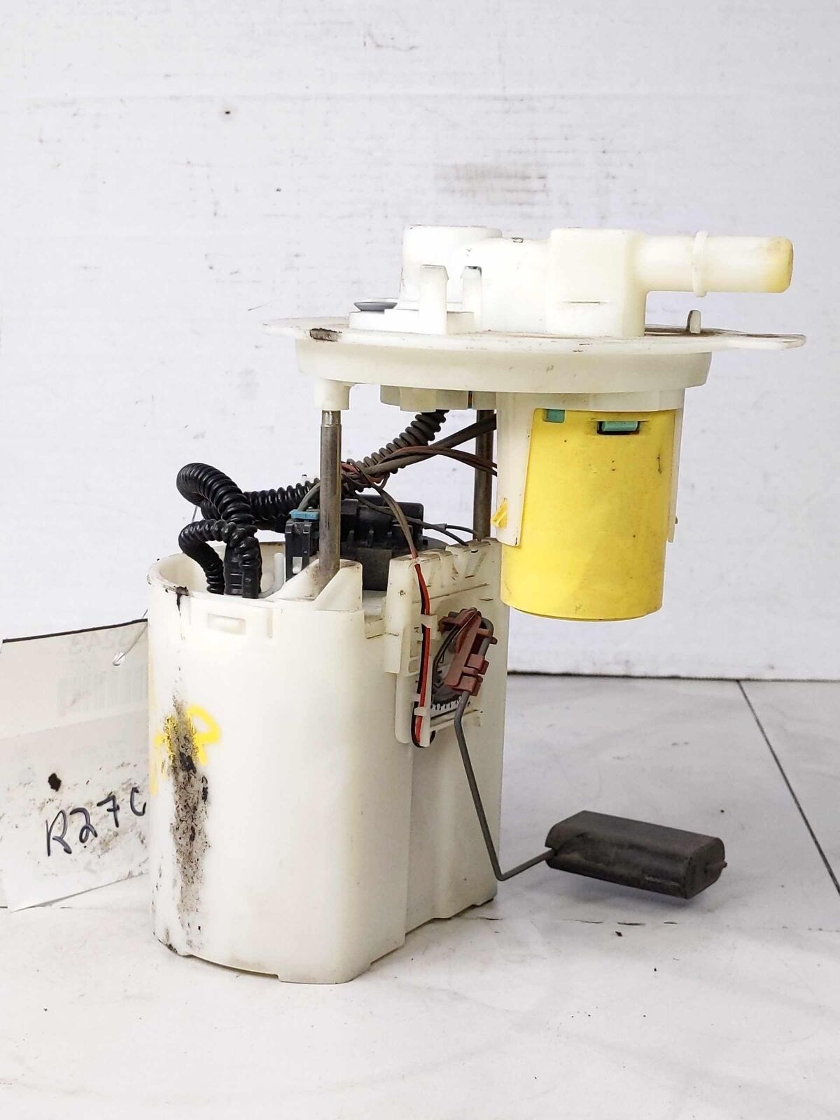 Fuel Pump Assembly Used OEM HYUNDAI ELANTRA Sedan 1.8L 11 12 13 14 15 16