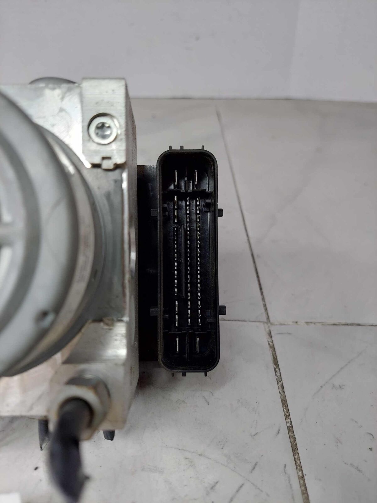 ABS Anti Lock Brake Parts Pump Module Unit OEM FORD FUSION 1.5L 2014